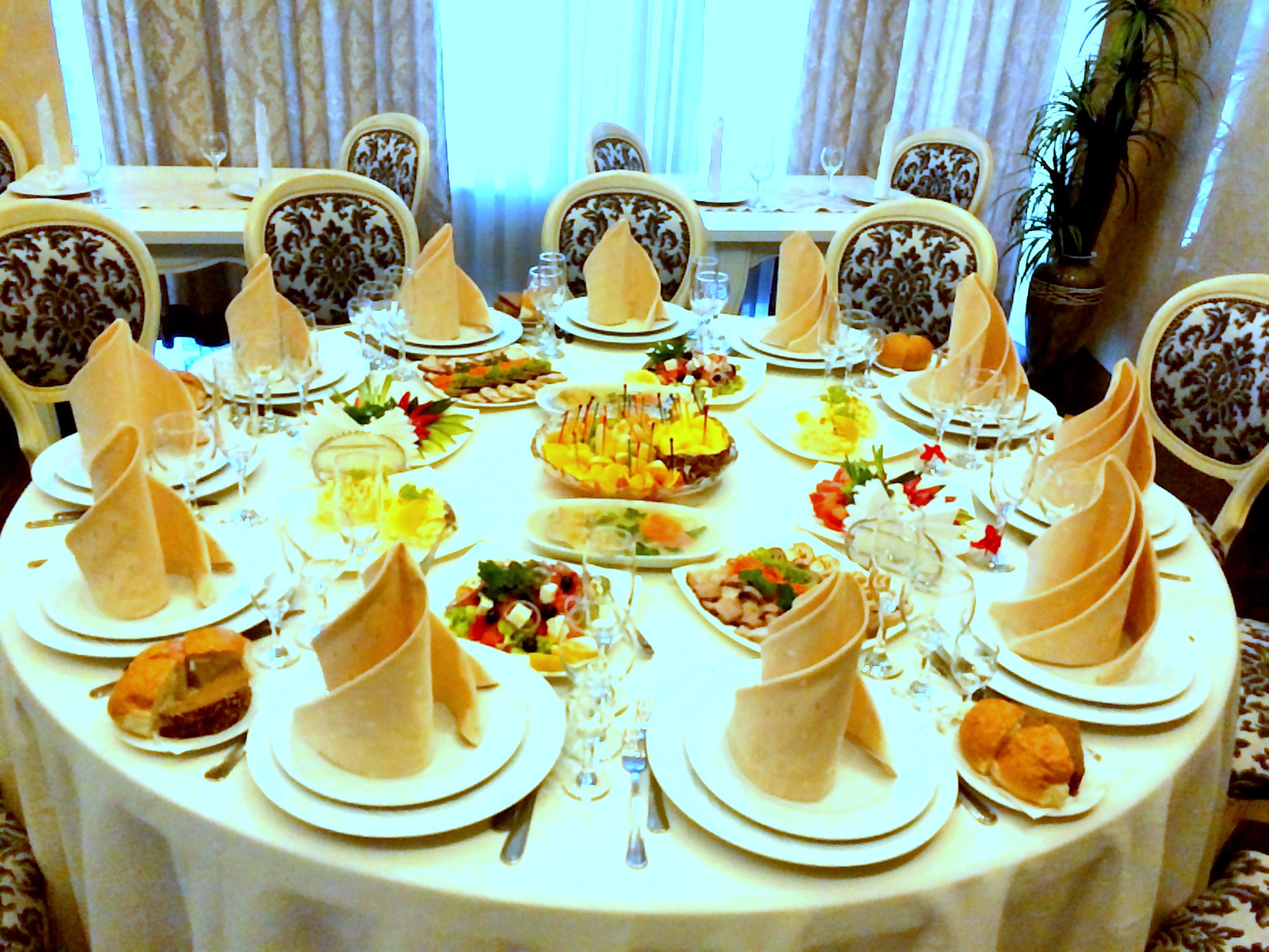 צ'יסינאו Manhattan Hotel & Restaurant מראה חיצוני תמונה